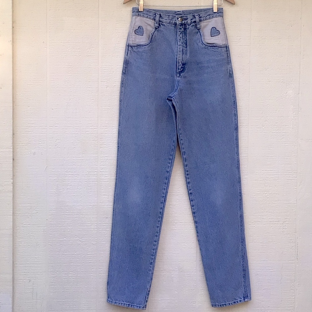Vintage Wrangler perfect mom jeans High Rise Light Blue Jeans with Heart Pockets